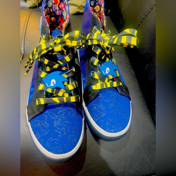 Sonic Little & Big Boys High-Top Sneaker size 4 - Picture 6 of 11